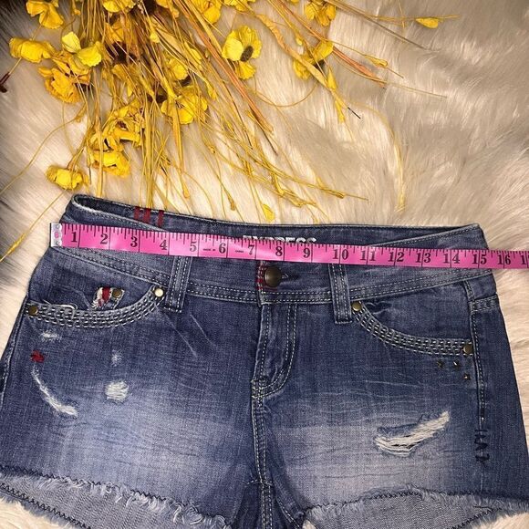 Express distressed studded red thread frayed hem shorts sz 2 - Picture 5 of 8